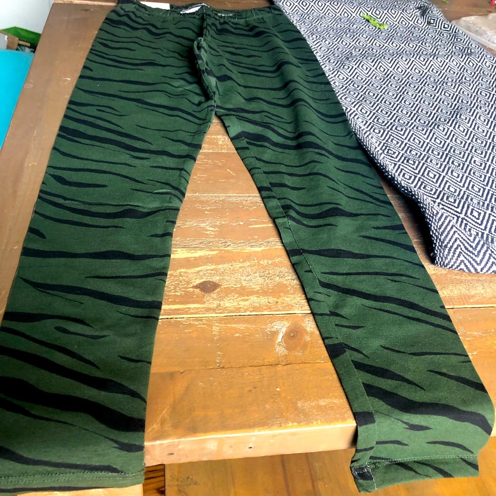 Green zebra print girls 10 pants